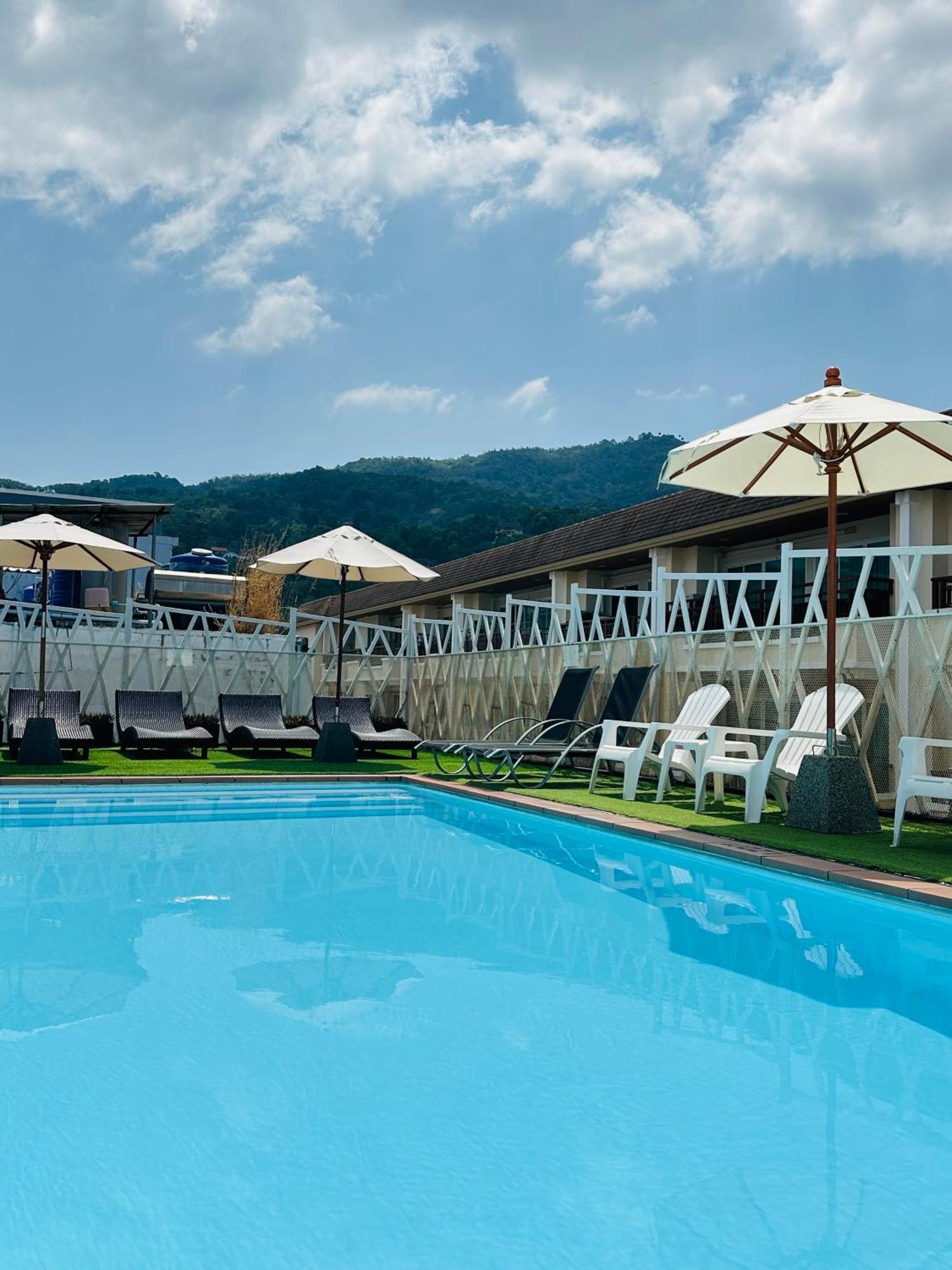 Pj Patong Resortel Exteriör bild