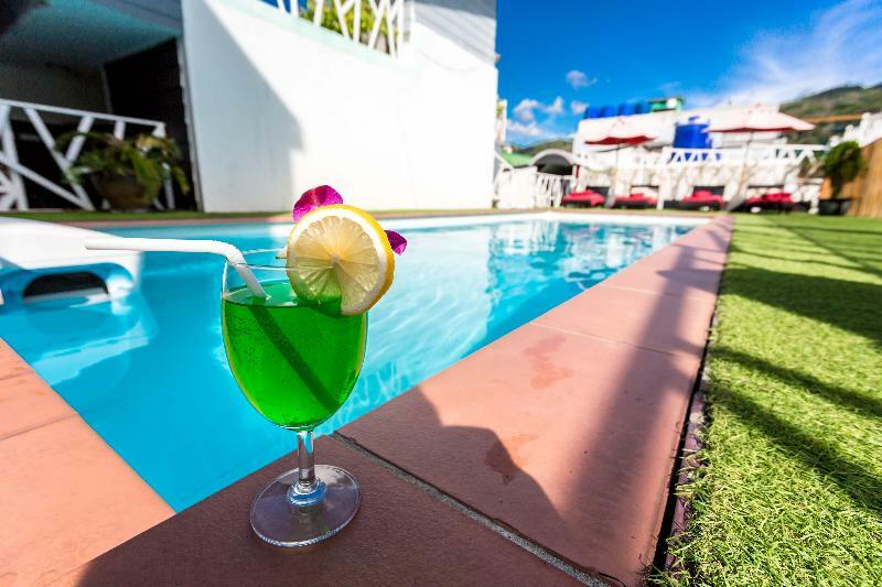 Pj Patong Resortel Exteriör bild