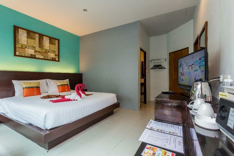 Pj Patong Resortel Exteriör bild